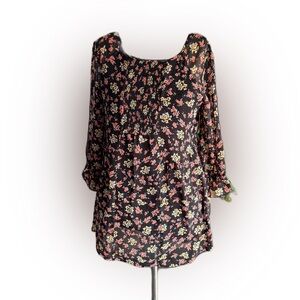Free People Women’s Babydoll Long Sleeve Floral Dress. Size 2